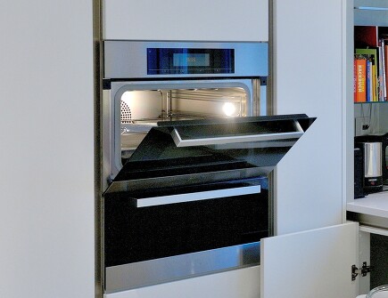 Überlegte Ofennutzung hilft beim Stromsparen Überlegte Ofennutzung hilft beim Stromsparen